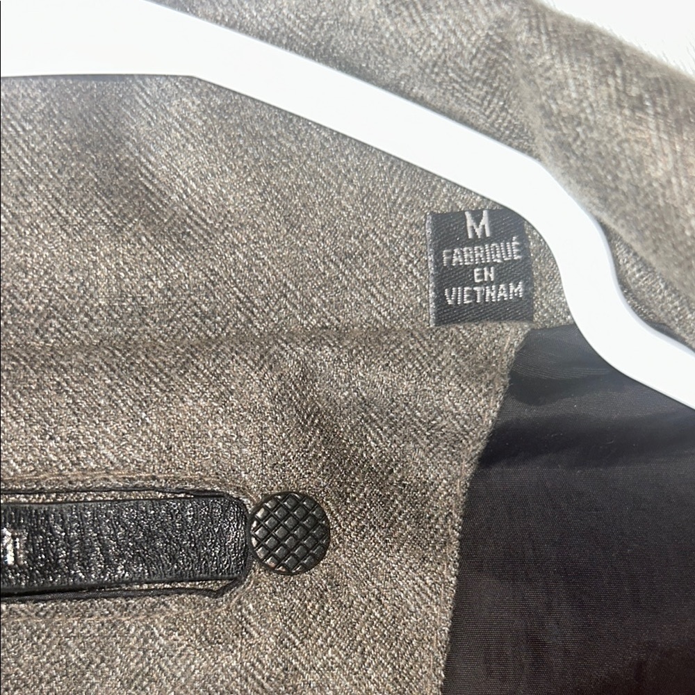 Tumi Tech Men's Brown Quilted‎ Jacket - Picture 7 of 8